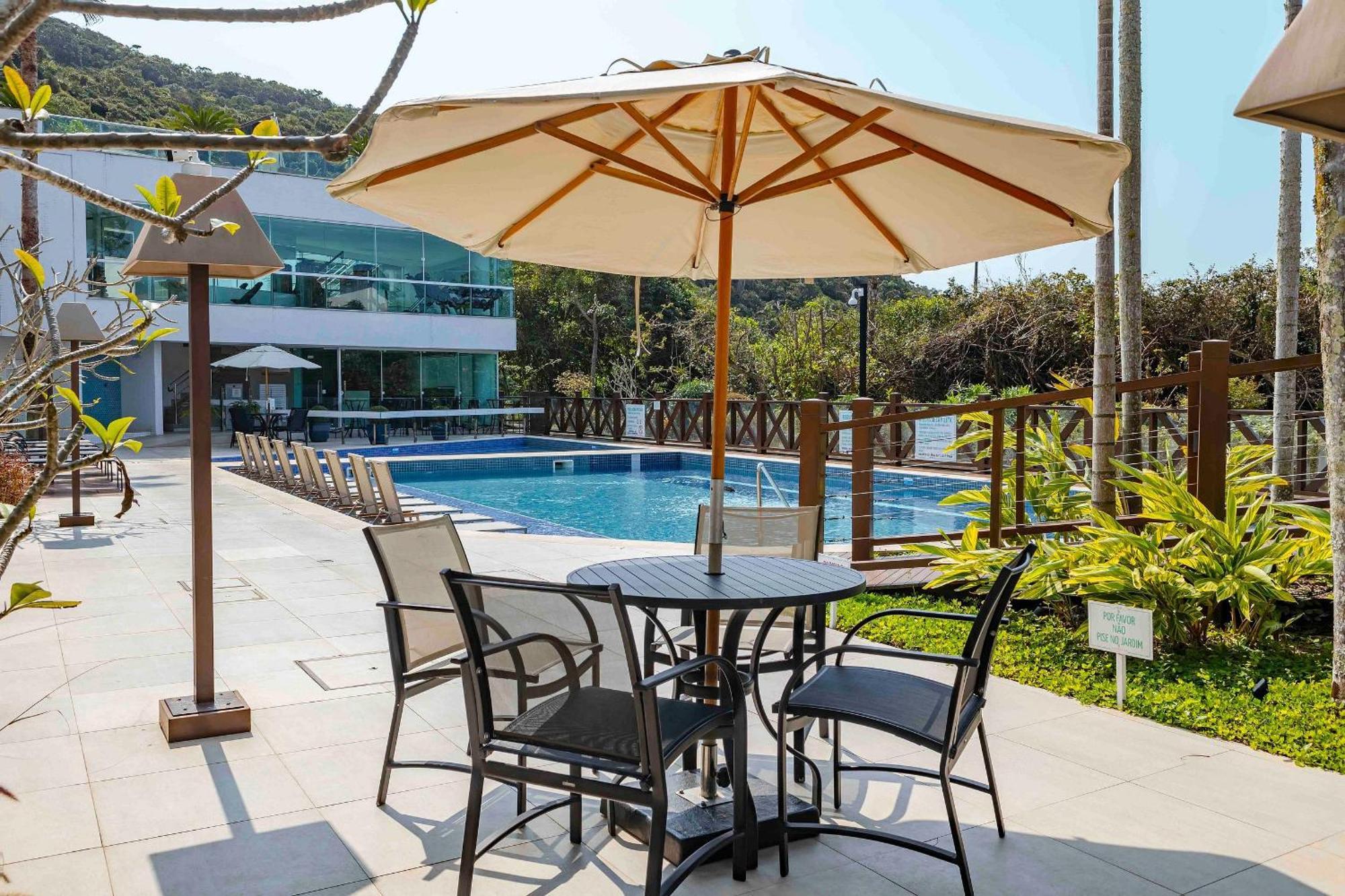 Varandas Do Atlantico - Confortavel Apto Em Condominio Pe Na Areia 邦比尼亚斯 外观 照片